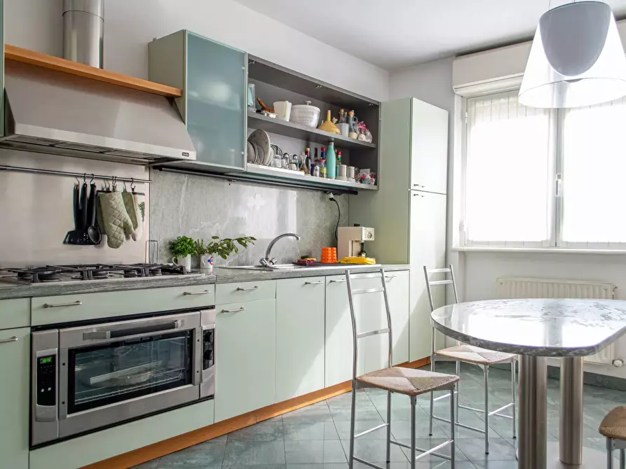 Immagine 2 di Casa trifamiliare in vendita  a Ventimiglia