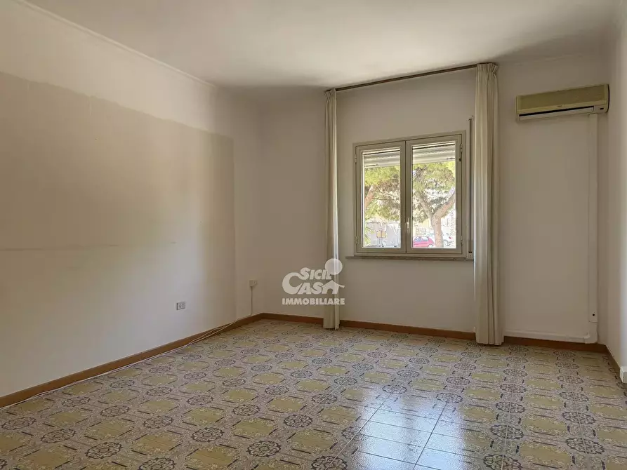 Immagine 26 di Casa trifamiliare in vendita  in PIAZZA MARCONI 41 MARSALA a Marsala