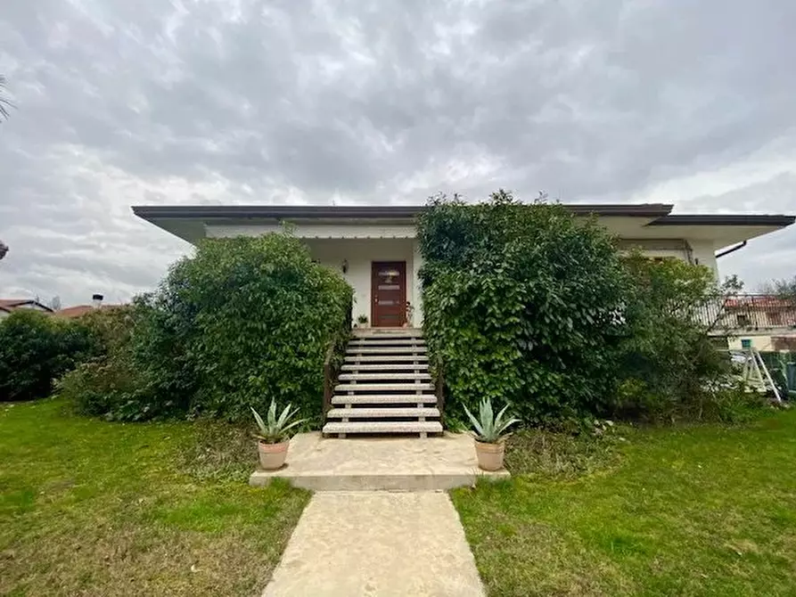 Immagine 2 di Terreno edificabile in vendita  a Gaiarine