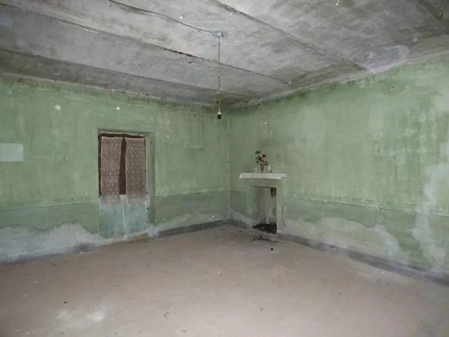 Immagine 20 di Terreno edificabile in vendita  a Dogliani