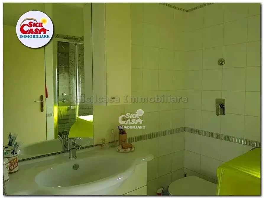 Immagine 6 di Casa trifamiliare in affitto  a Marsala