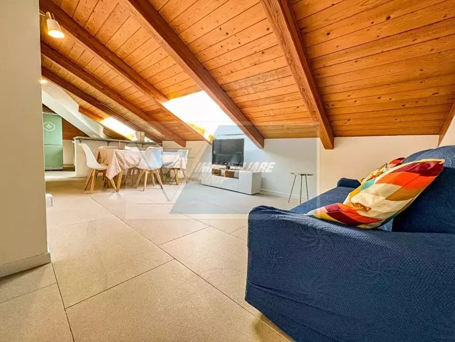 Immagine 5 di Villa in vendita  in Via Lentini, 53 a Siracusa