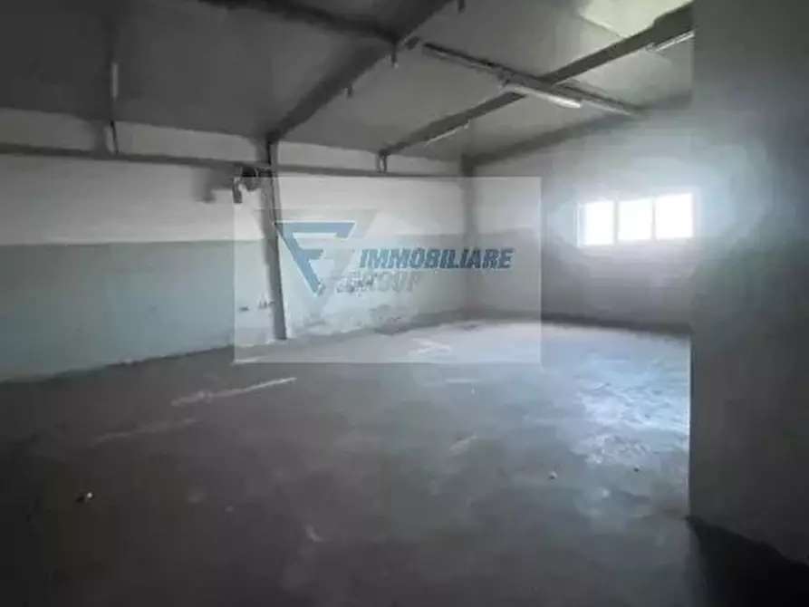 Immagine 30 di Casa bifamiliare in vendita  a Siracusa