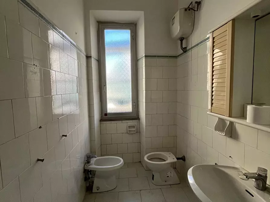 Immagine 8 di Casa trifamiliare in vendita  in Via sciaccaluga a Lavagna