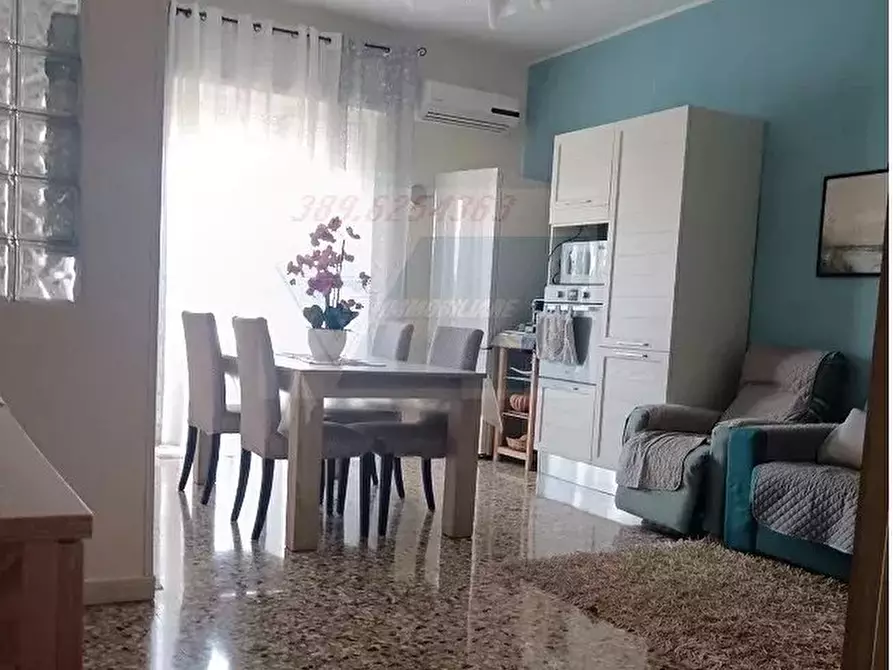 Immagine 1 di Casa trifamiliare in vendita  in Viale Tica a Siracusa