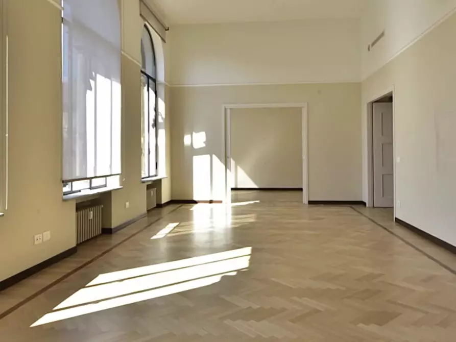 Immagine 1 di Casa trifamiliare in affitto  in via Torino a Milano