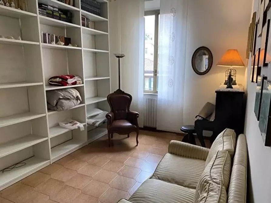 Immagine 1 di Casa trifamiliare in affitto  in Via Lambrate, 7 a Milano