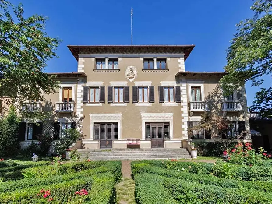 Immagine 1 di Terreno edificabile in vendita  a Cuneo