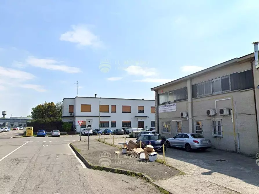 Immagine 1 di Terreno in vendita  in Via Morandi, snc a Melegnano