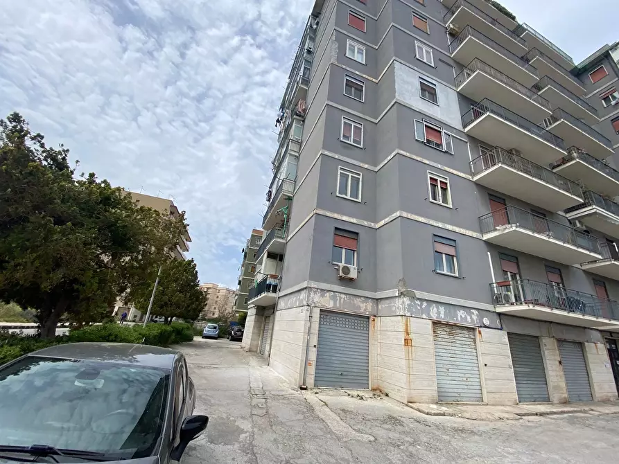 Immagine 1 di Casa trifamiliare in vendita  in viale dei comuni a Siracusa