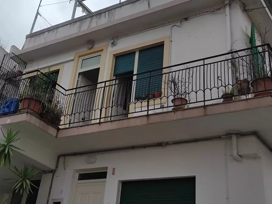 Immagine 1 di Casa trifamiliare in vendita  in Vico San Giovanni a Messina