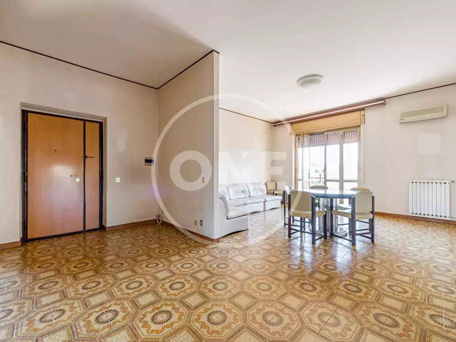 Immagine 1 di Casa trifamiliare in vendita  in Via Colle Fiorito 60 a Guidonia Montecelio