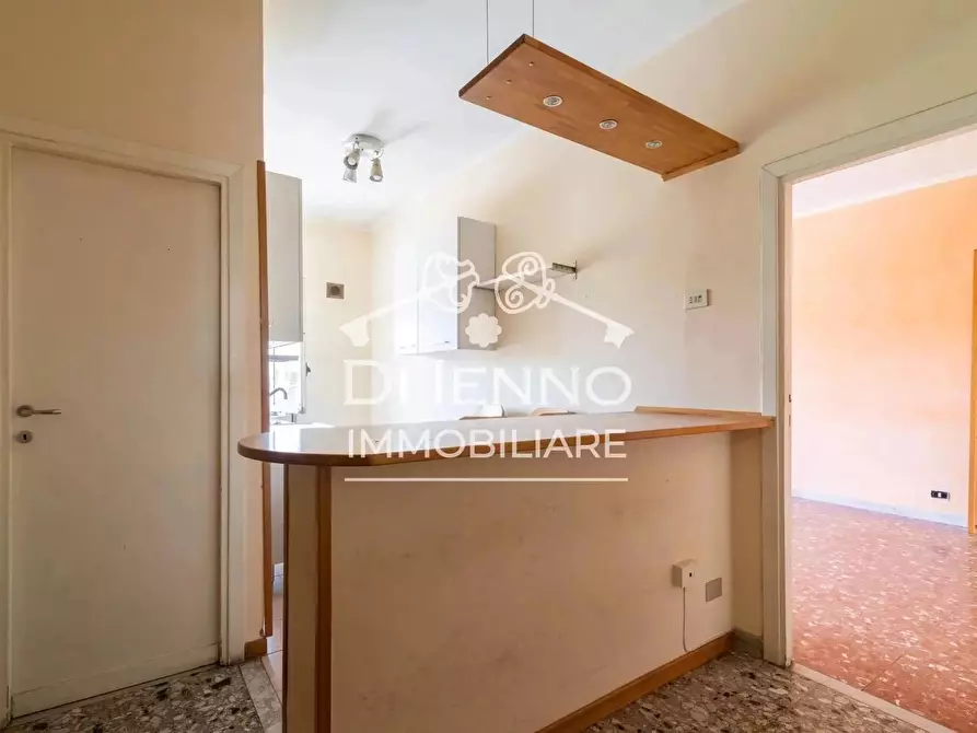 Immagine 1 di Casa trifamiliare in vendita  in Via Roberto malatesta a Roma