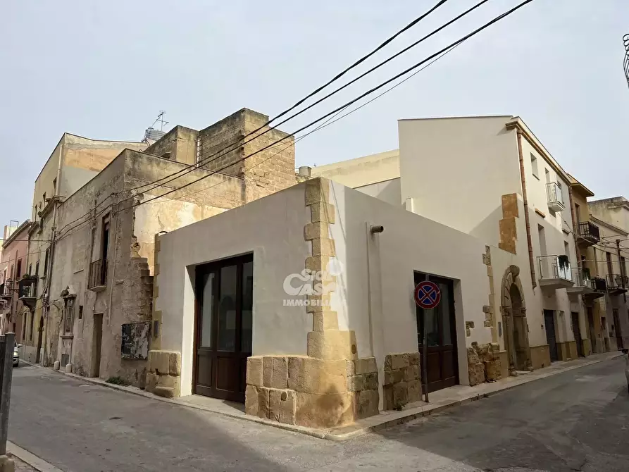 Immagine 1 di Casa trifamiliare in vendita  in via san Lorenzo 15 a Marsala