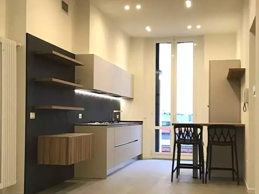 Immagine 1 di Casa trifamiliare in affitto  in CORSO SEMPIONE, 87. a Milano
