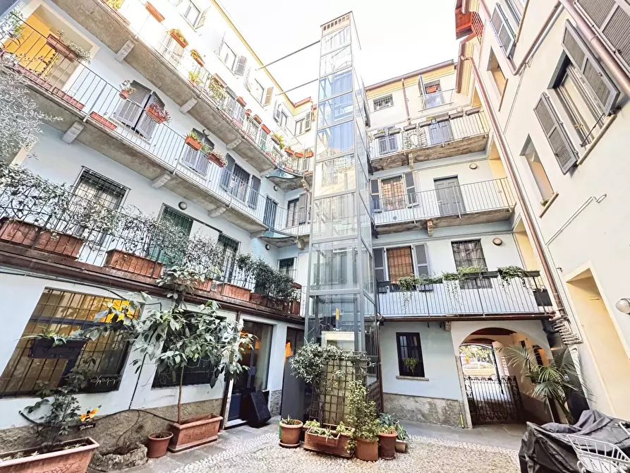 Immagine 1 di Casa trifamiliare in affitto  in Corso Italia a Milano