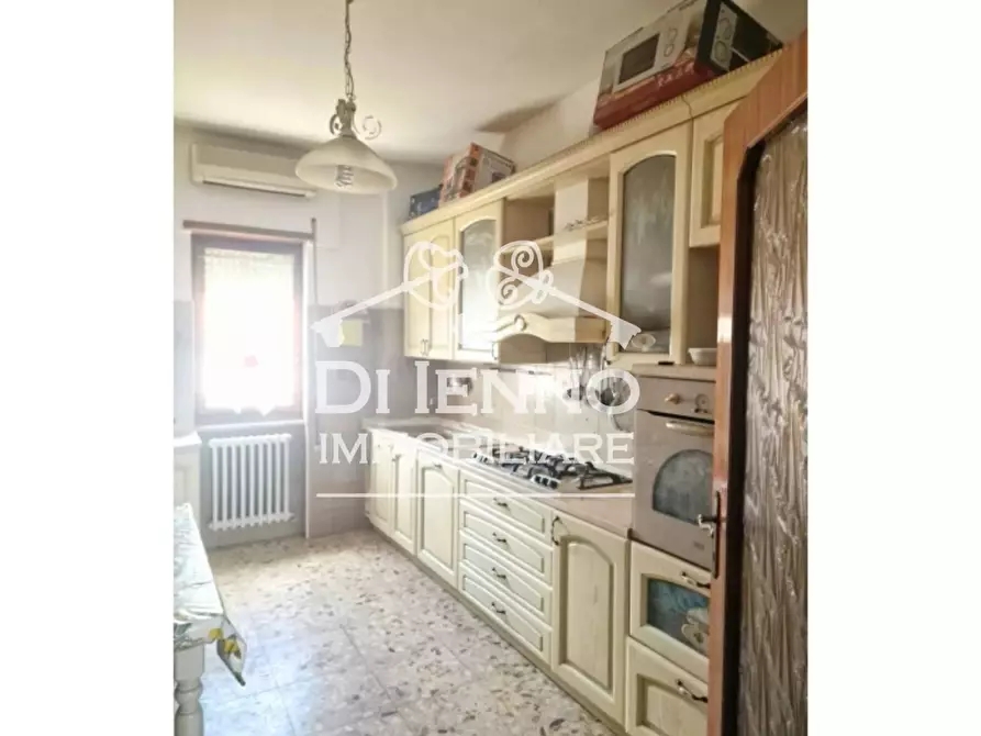 Immagine 1 di Casa trifamiliare in vendita  in Via Squinzano a Roma