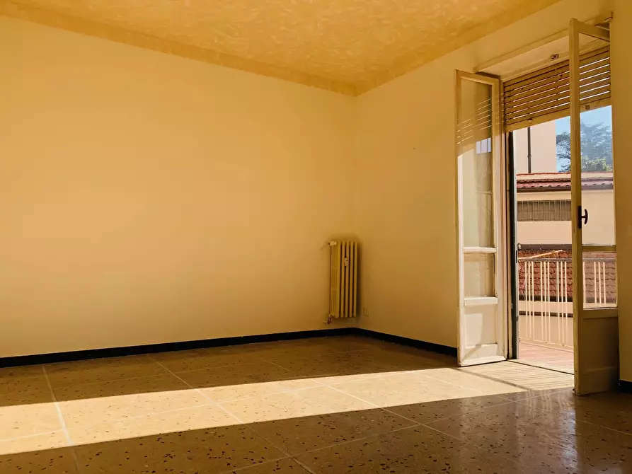 Immagine 1 di Casa trifamiliare in vendita  in Via San Giovanni Bosco, 8 a Tortona