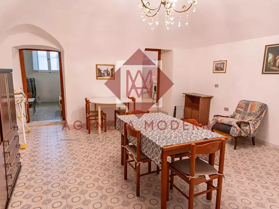 Immagine 1 di Casa trifamiliare in vendita  a Ventimiglia