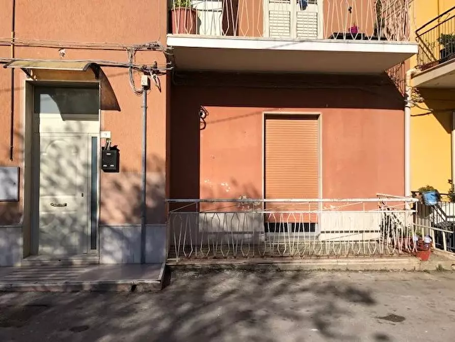 Immagine 1 di Casa trifamiliare in vendita  in Via Scipione L'Africano a Siracusa
