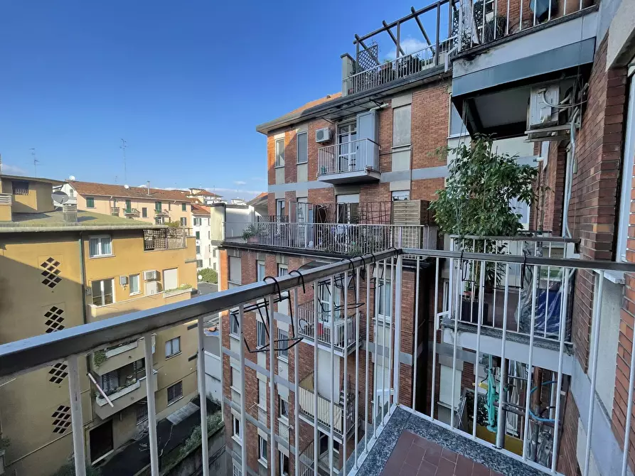 Immagine 1 di Casa trifamiliare in affitto  in VIA ADOLFO WILDT, 5. a Milano