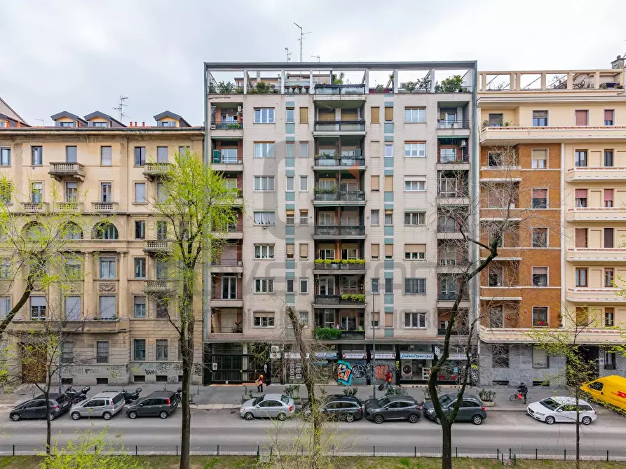 Immagine 1 di Casa trifamiliare in vendita  in Via Giovanni Pacini a Milano