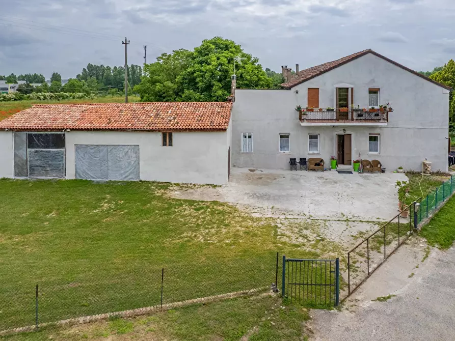 Immagine 1 di Terreno edificabile in vendita  a Bovolenta