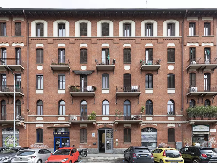 Immagine 1 di Casa trifamiliare in vendita  in Via Lepontina a Milano