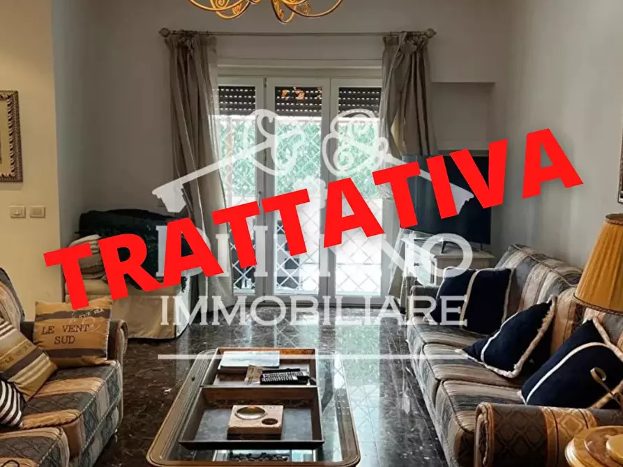 Immagine 1 di Casa trifamiliare in affitto  a Roma