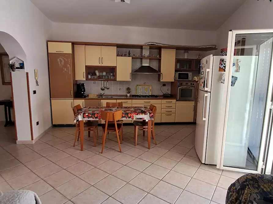 Immagine 1 di Casa trifamiliare in vendita  in Via Giuseppe Giusti a Buccheri