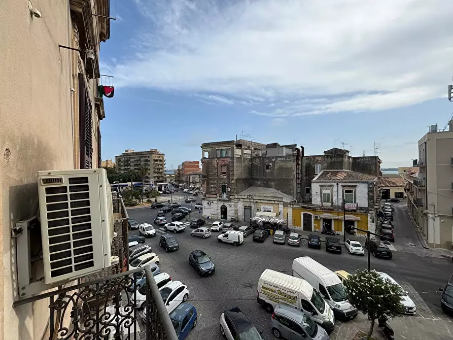 Immagine 1 di Casa trifamiliare in vendita  a Siracusa