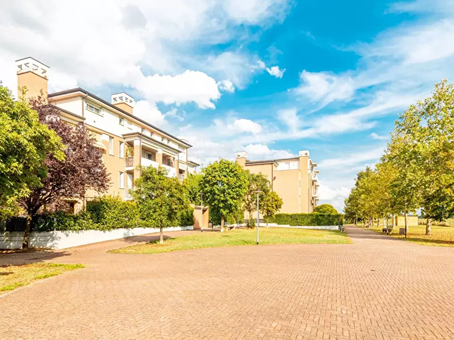 Immagine 1 di Casa trifamiliare in vendita  in Vicolo Monte Barigazzo, 6 a Parma