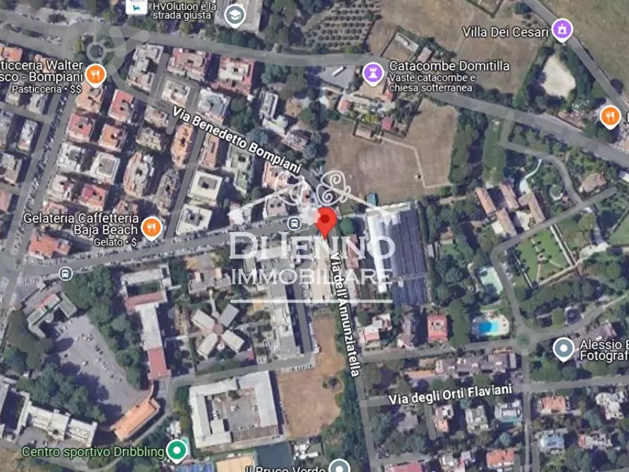 Immagine 1 di Casa trifamiliare in vendita  a Roma