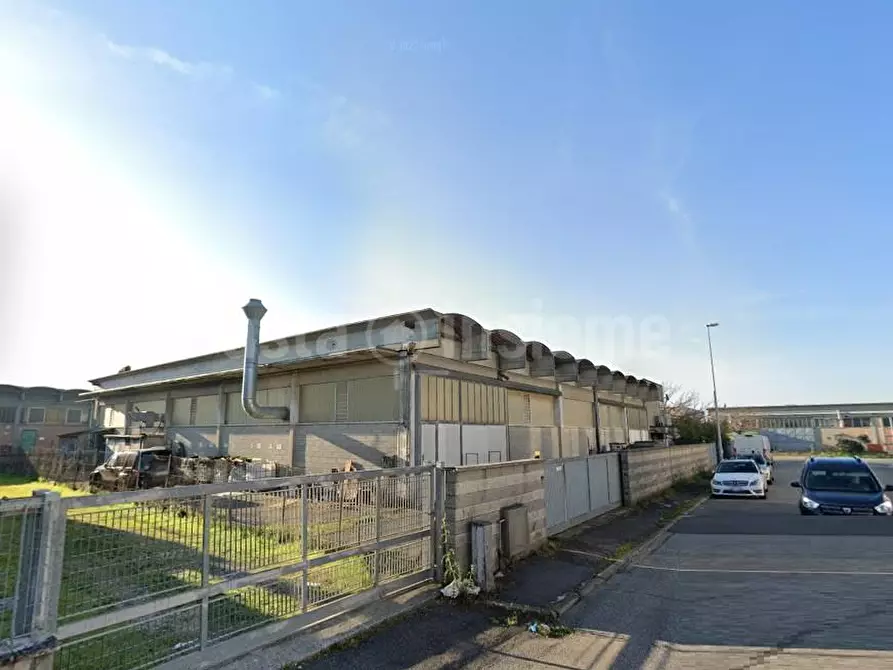 Capannone industriale in vendita a Pontedera