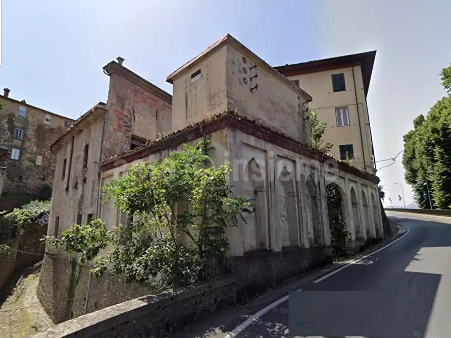 Magazzino in vendita a Barga