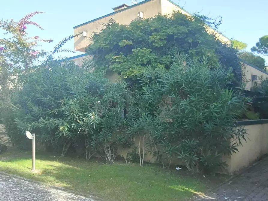 Casa quadrifamiliare in vendita a Montignoso
