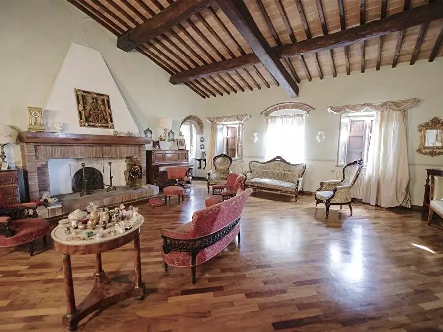 Casa colonica in vendita a San Giuliano Terme