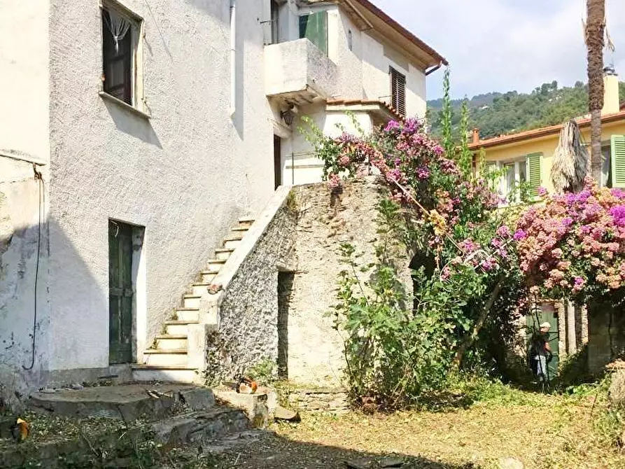 Casa indipendente in vendita a Montignoso