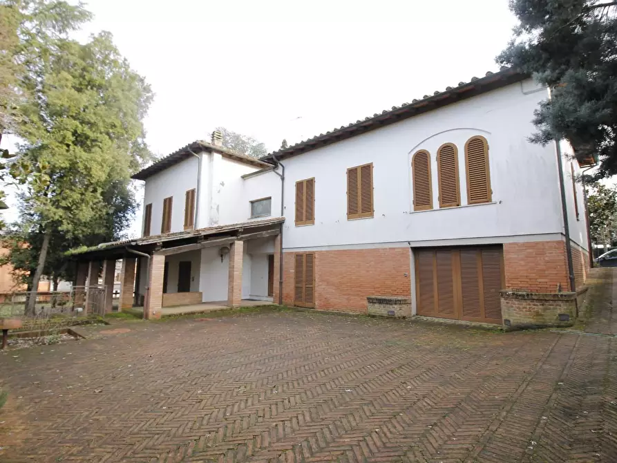 Villa in vendita a Colle Di Val D'elsa