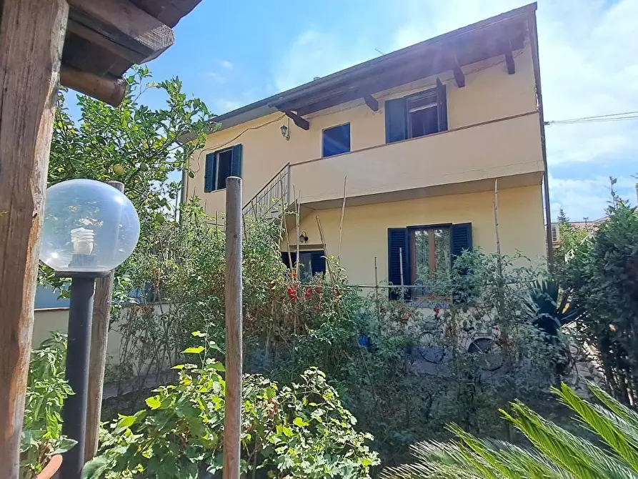 Casa bifamiliare in vendita a Rosignano Marittimo