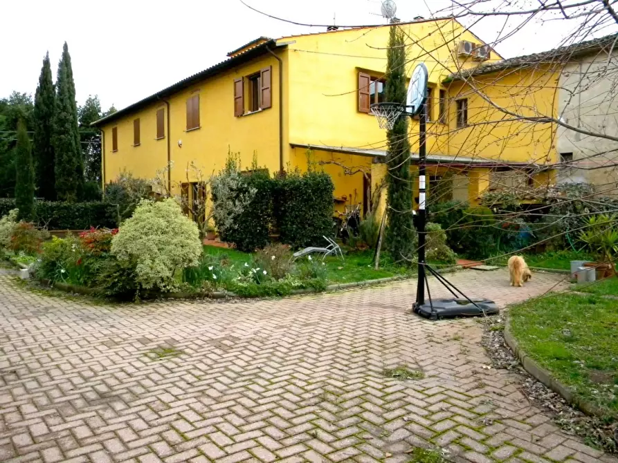 Rustico / casale in vendita a Cascina