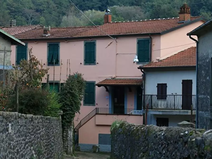 Casa semindipendente in vendita a Fivizzano