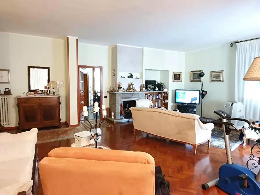 Casa bifamiliare in vendita a Pontedera
