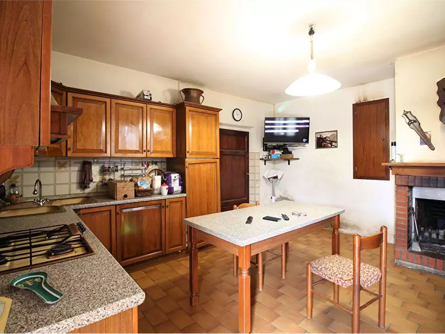 Immagine 15 di Porzione di casa in vendita  a Montopoli In Val D'arno