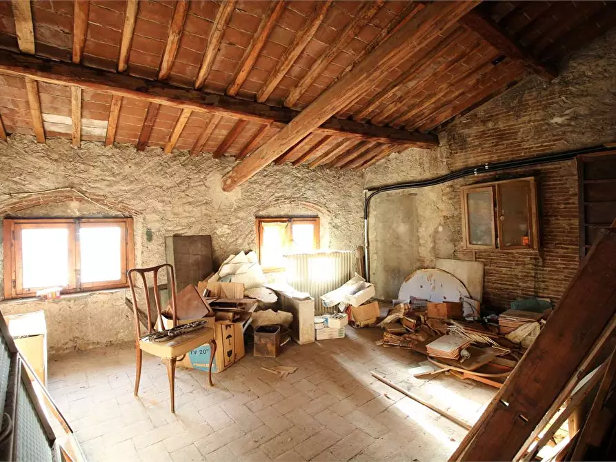 Immagine 14 di Appartamento in vendita  a Buti