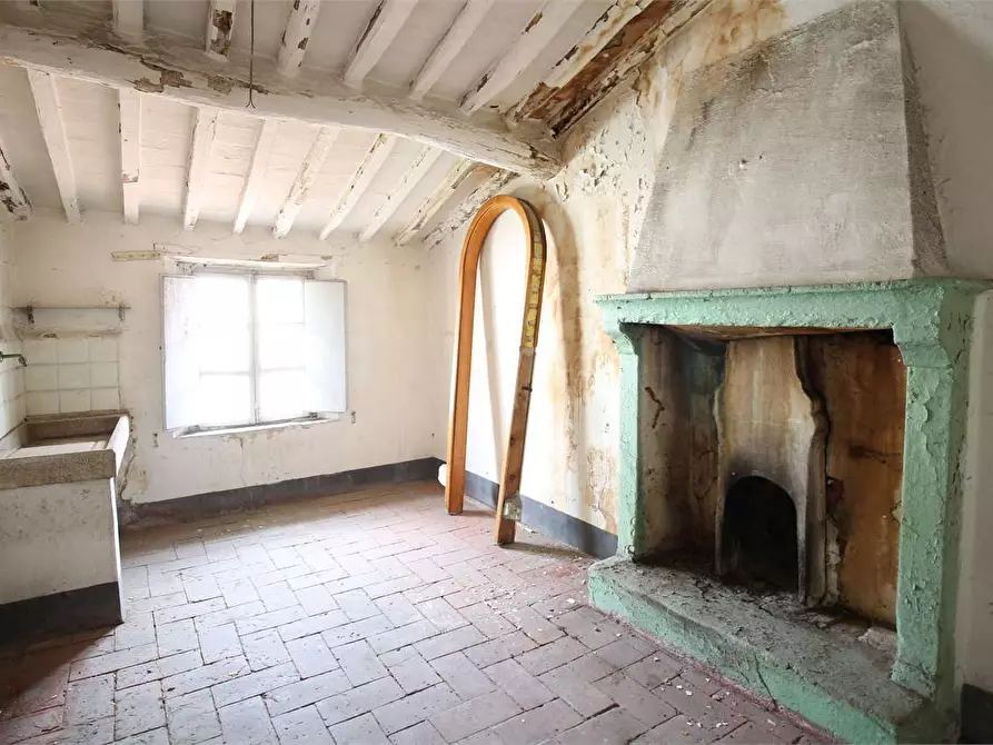 Immagine 8 di Appartamento in vendita  a Buti