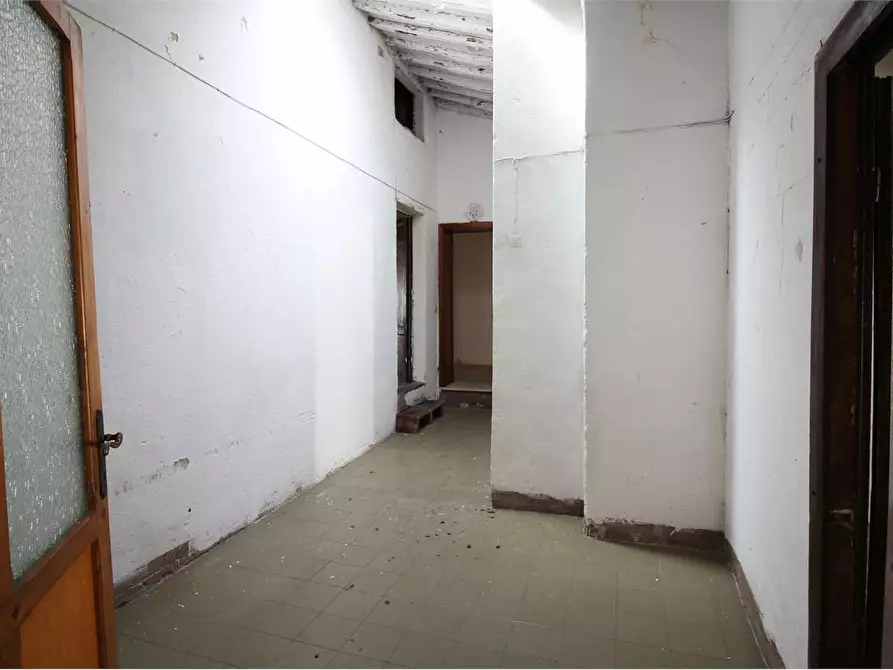 Immagine 12 di Appartamento in vendita  a Buti