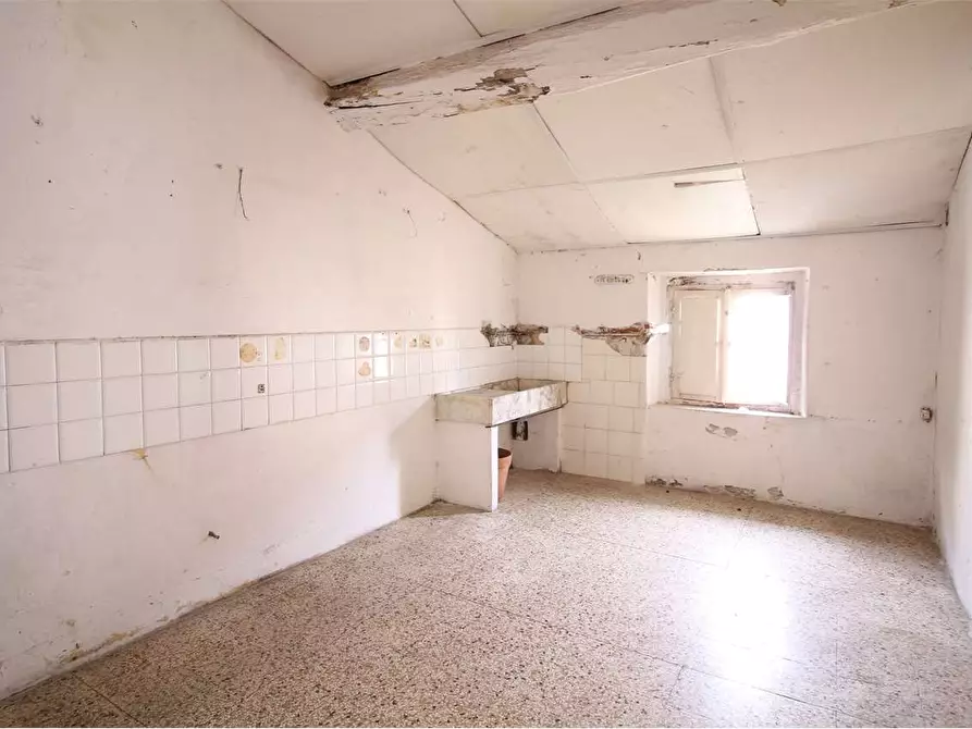 Immagine 13 di Appartamento in vendita  a Buti