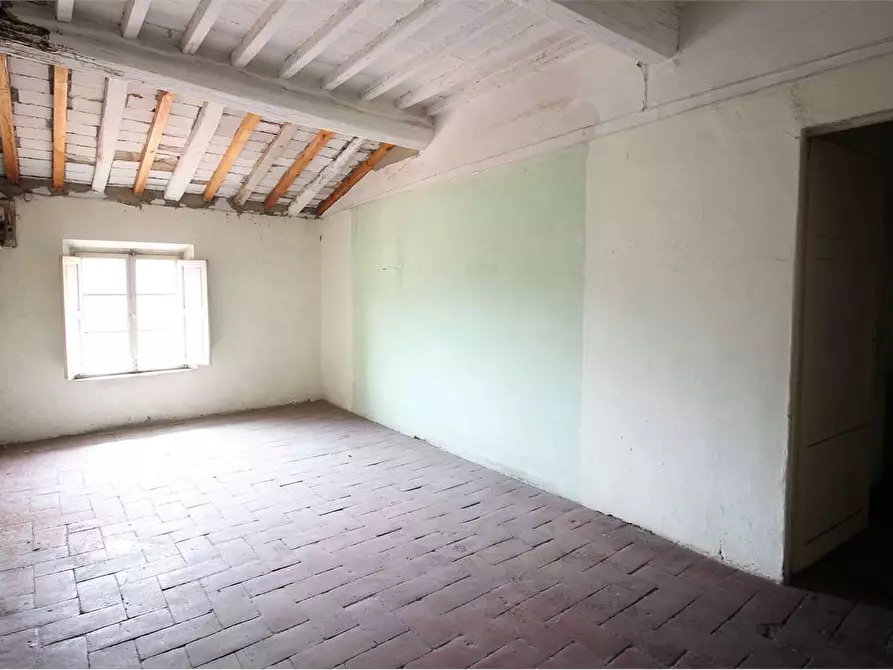 Immagine 15 di Appartamento in vendita  a Buti