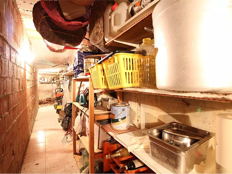 Immagine 24 di Villetta a schiera in vendita  a Buti